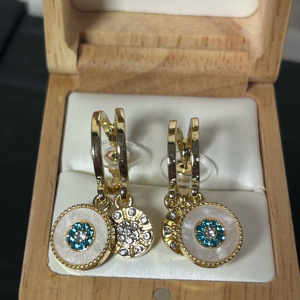 Bright Shiny Earrings Pierced Dangle Circles Rhinestones Aqua Gold Tone